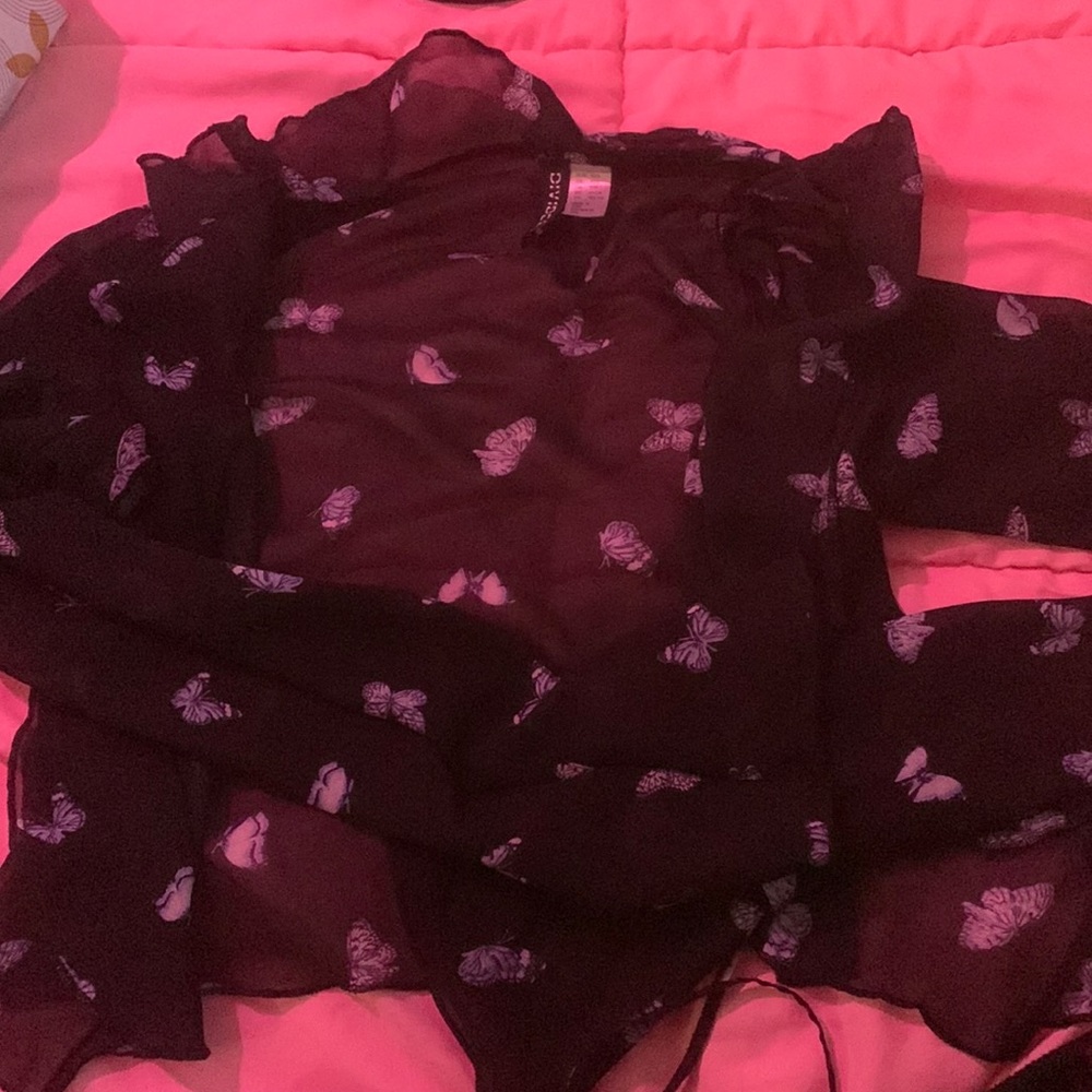 mash swimsuit top/never been worn in great conditio